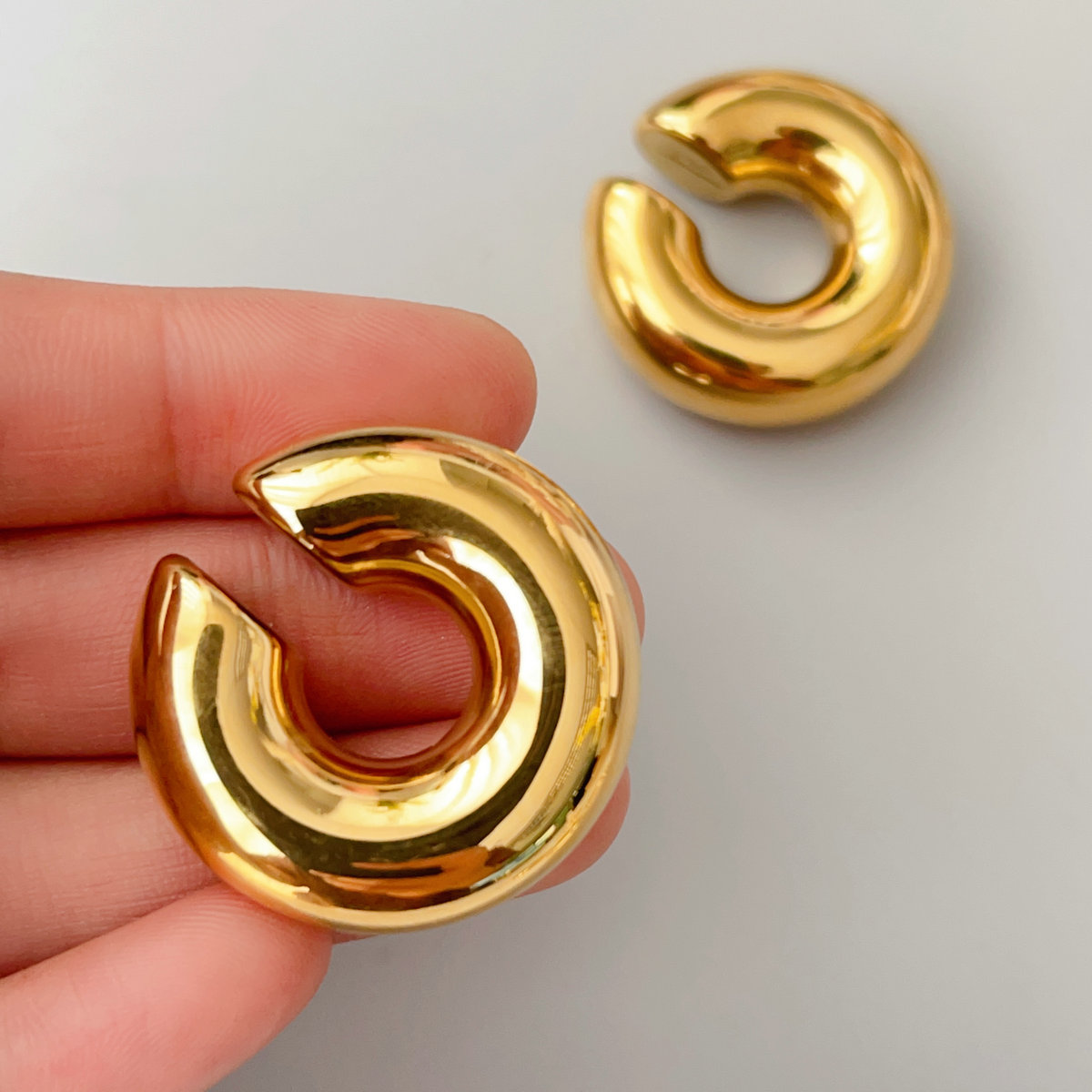 Big stainless steel chunky ear cuff