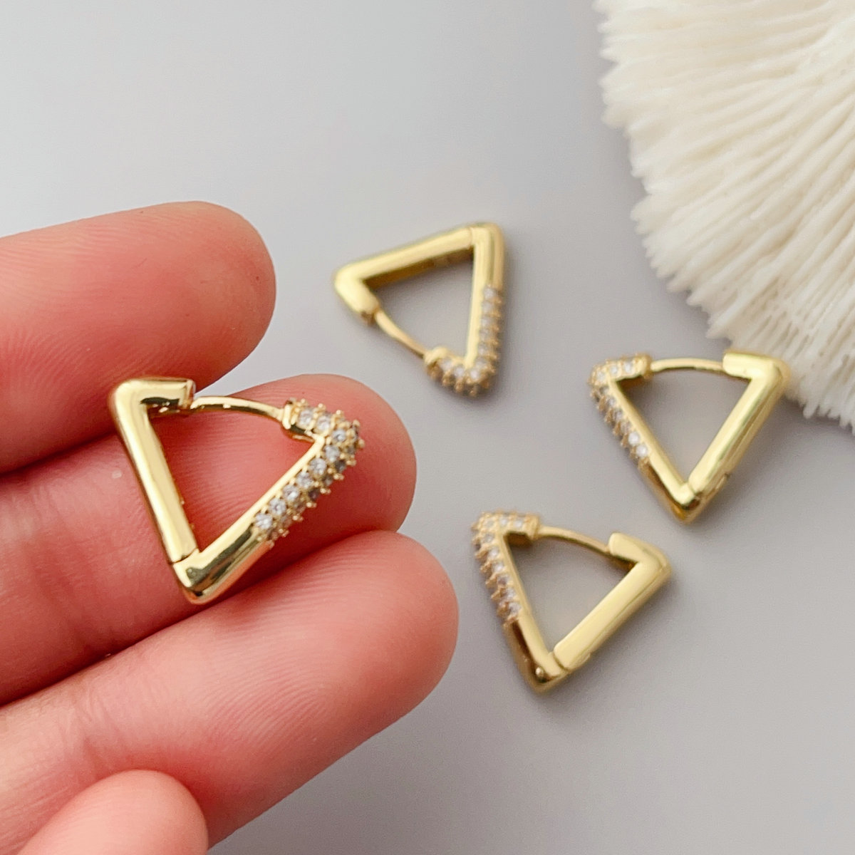 Pave triangle hoop basic earrings