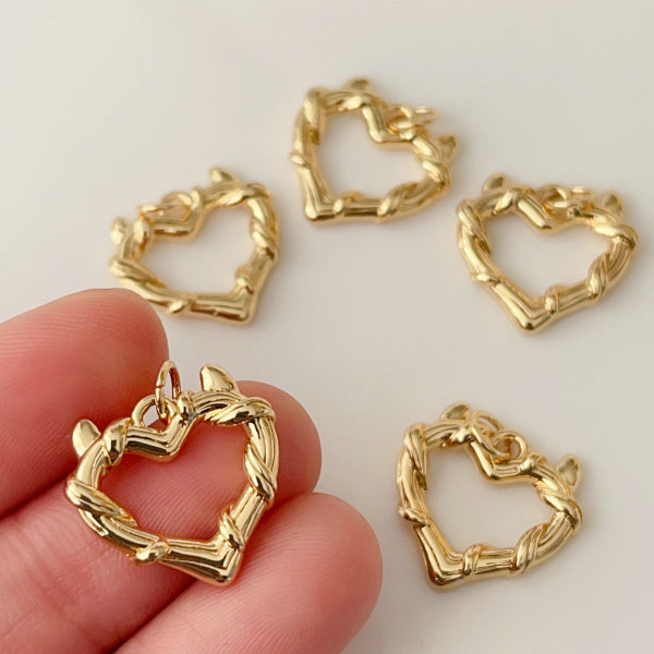 Heart pendant