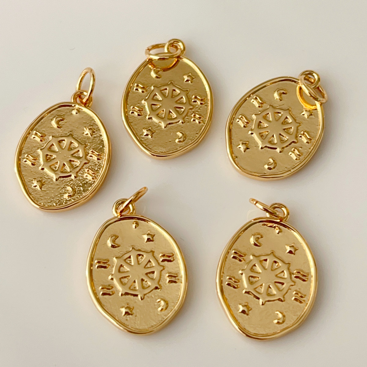 fashion gold pendant