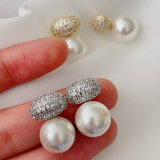 Pearl drop earrings