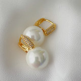 Round pearl drop earrings
