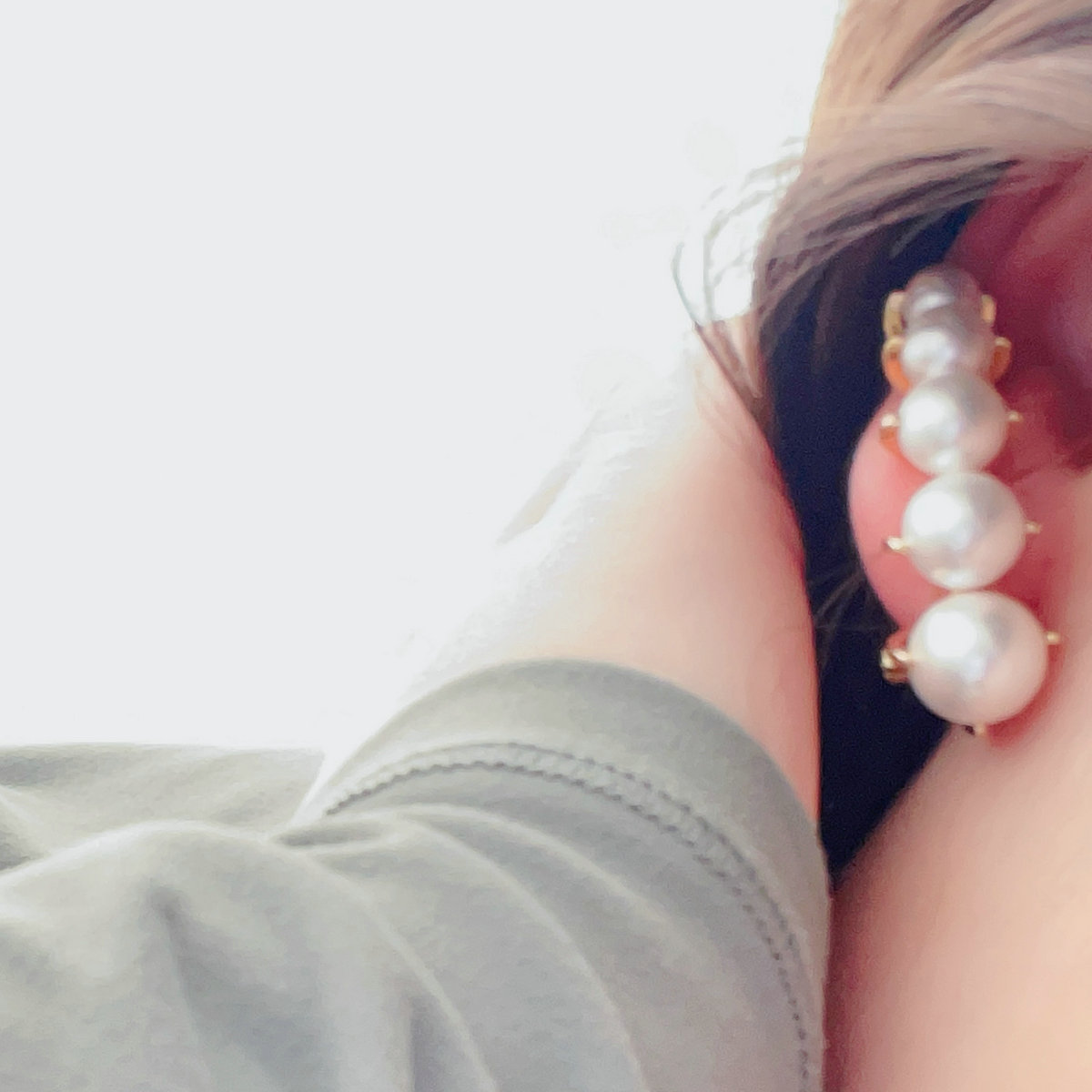 pearl earclip earrings