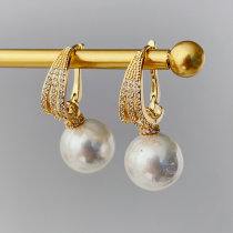 Round pearl drop earrings