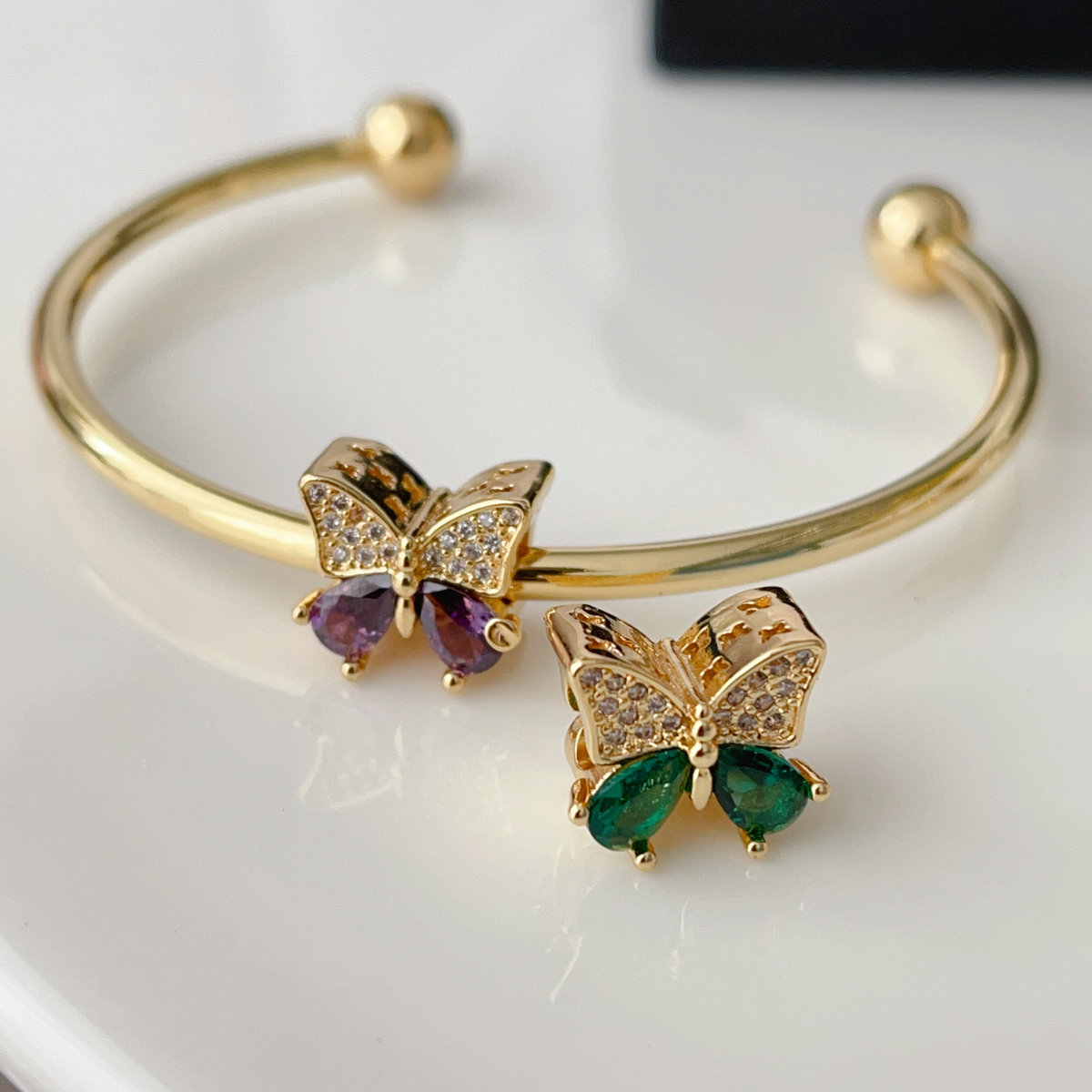 Big hole butterfly bead
