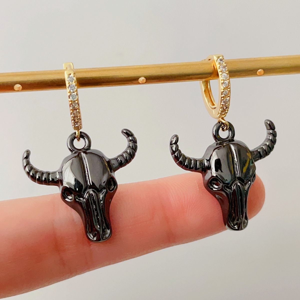 Black horn pendant earrings