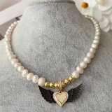 Black Angel's wings pendant pearl necklace