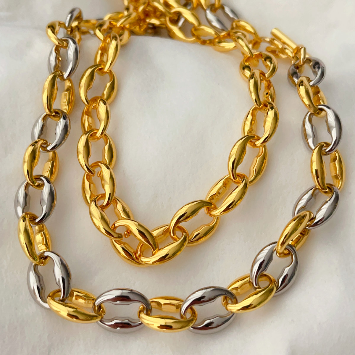 Silver and gold color mix chunky necklace