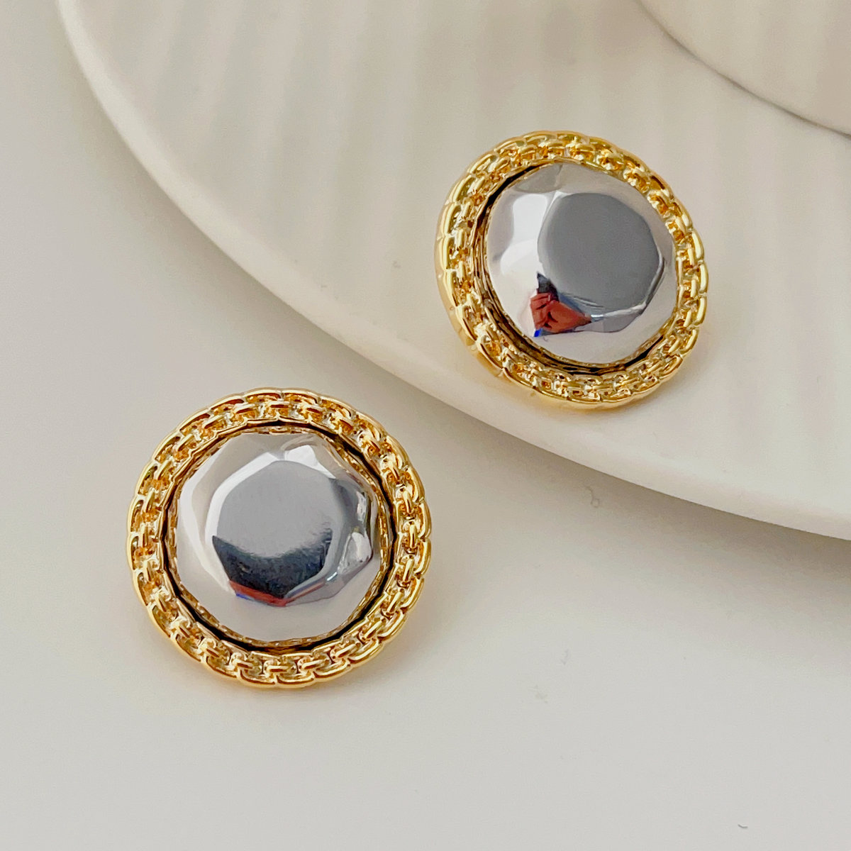 Silver & gold earrings stud