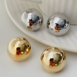 Basic ball earrings