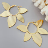 Flower chunky earrings