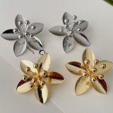 Flower earrings