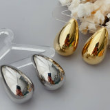 2023 Chunky gold earrings