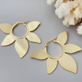 Flower chunky earrings