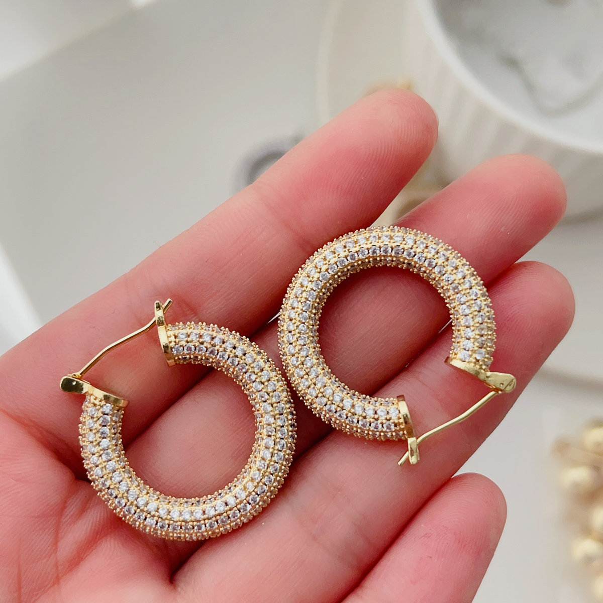 Pave mirco zircon chunky hoops