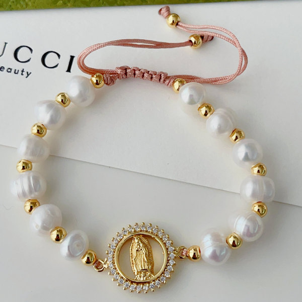 Pearl handmade bracelet
