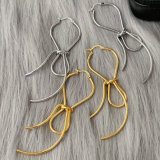 Speacil metal earrings