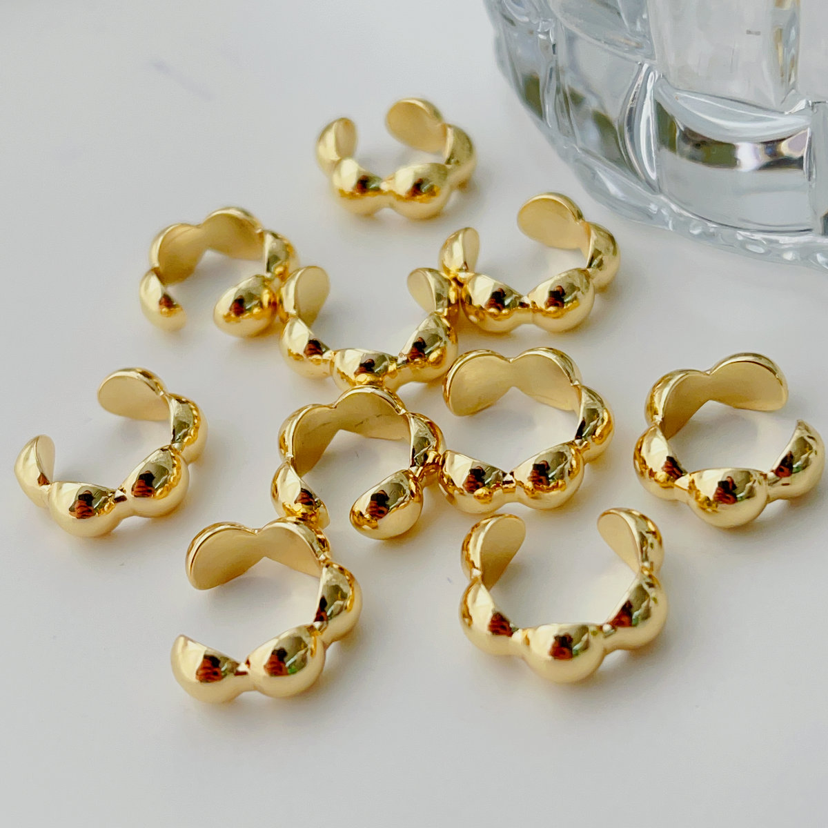 Gold ball ear cuff （pair)