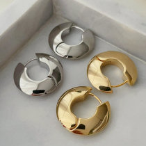 Metal chunky hoops