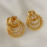 Circle metal earrings