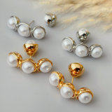 Moon pearl earrings