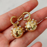 Roud pearl pendant drop earrings