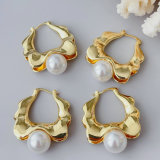 Leaf pearl earrings