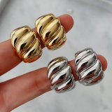Croissant half hoops