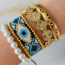 Pave cover ,miyuki eye ,pearl bracelet （ one set )