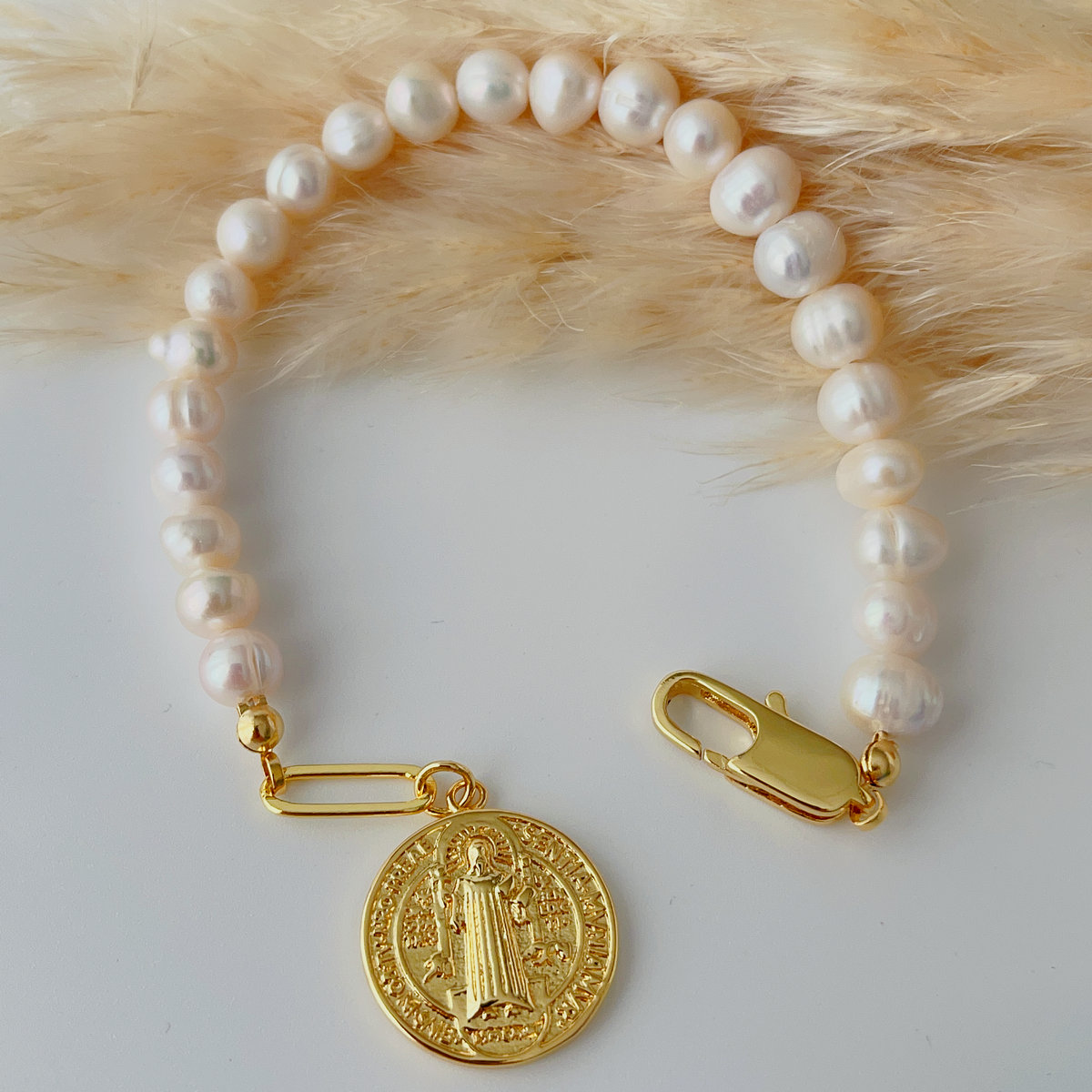 Fresh water pearl bracelet with coin pendant