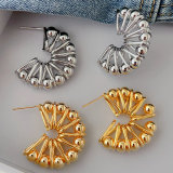 Ball half moon earrings