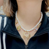 Heart charms pearl necklace