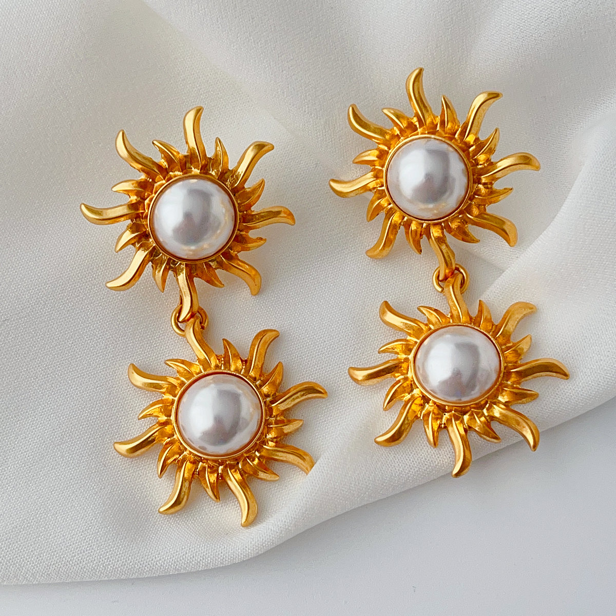 Sun flower glass pearl earrings