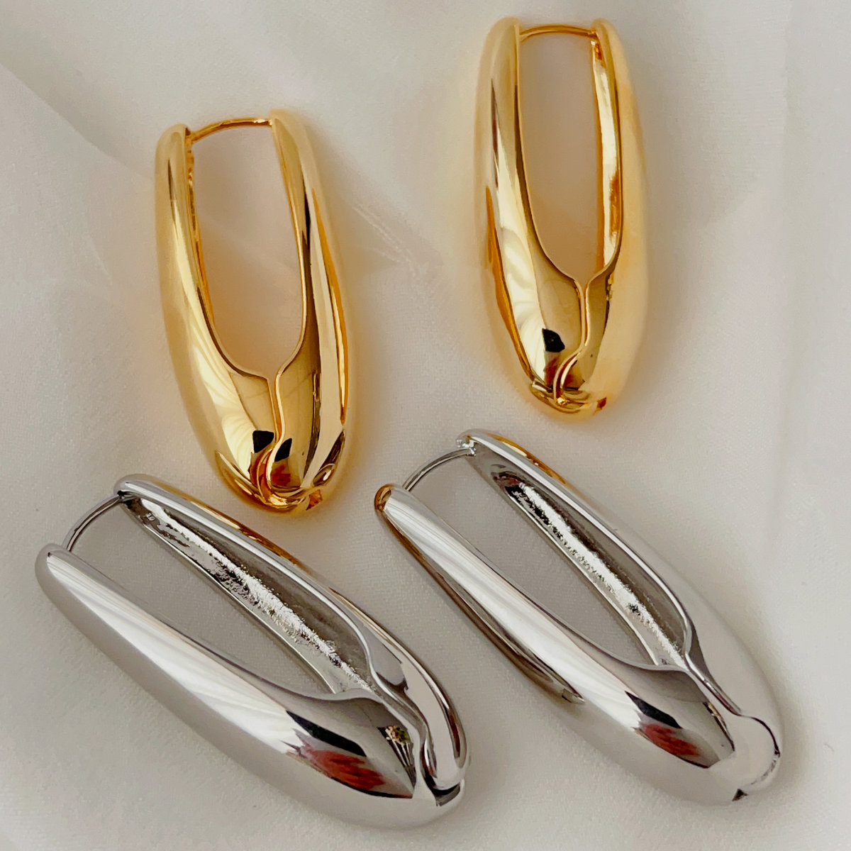 Chunky earrings