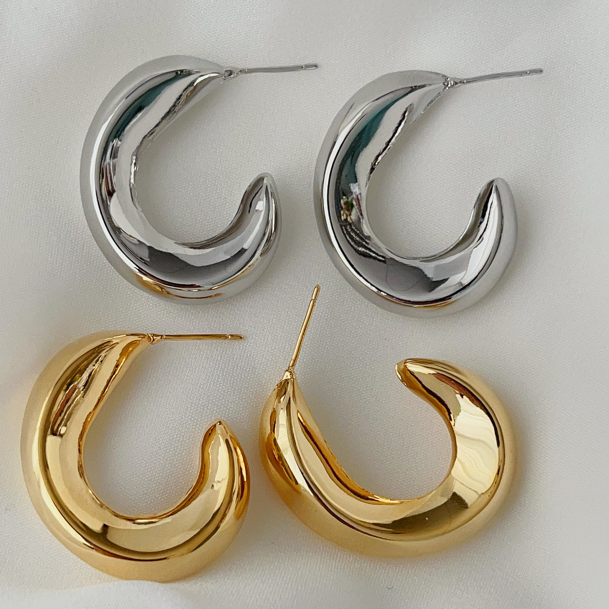 Chunky moon earrings