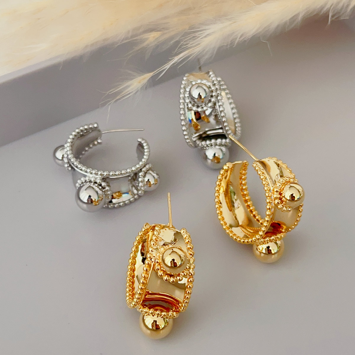 Chunky half moon ball hoops