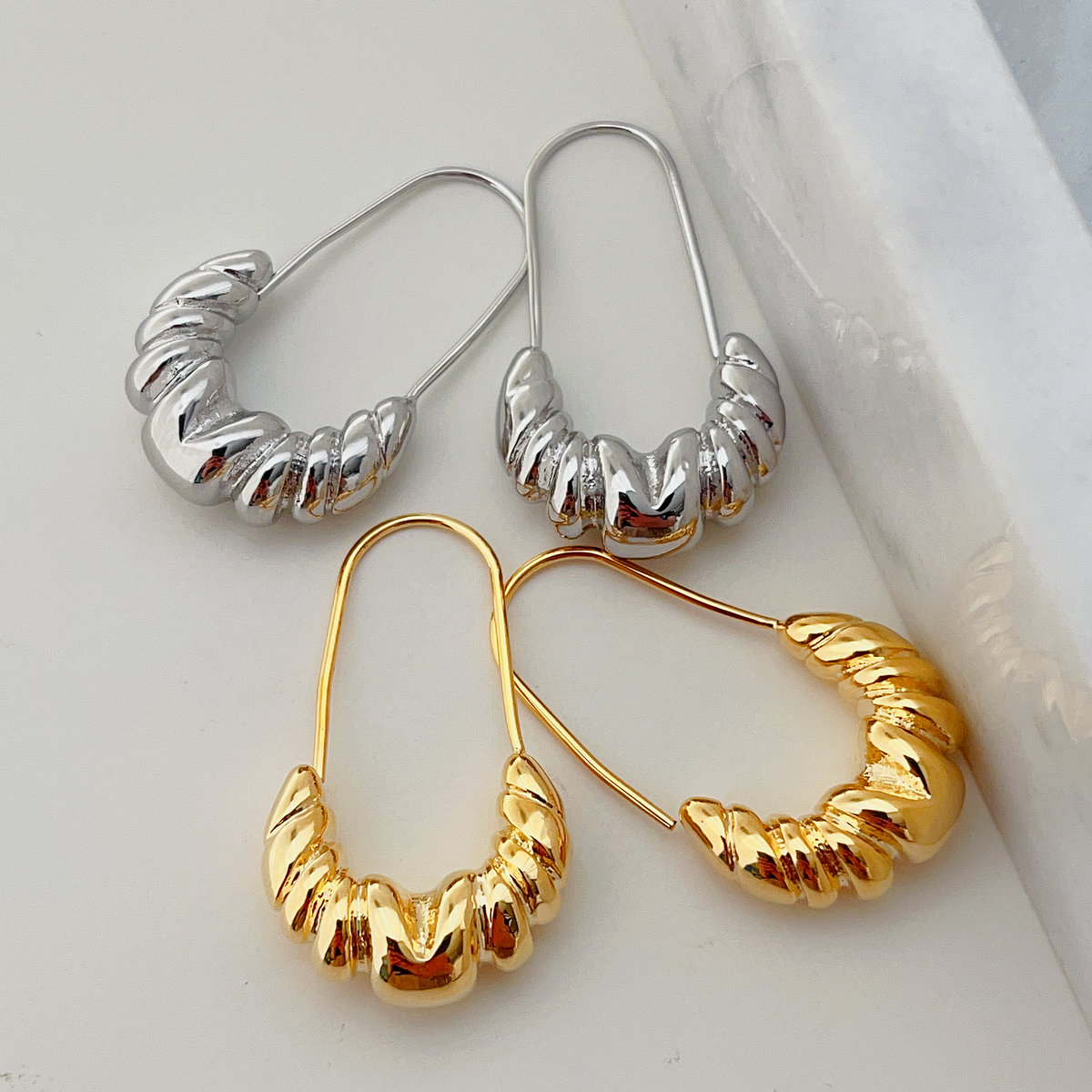 Pin simple earrings