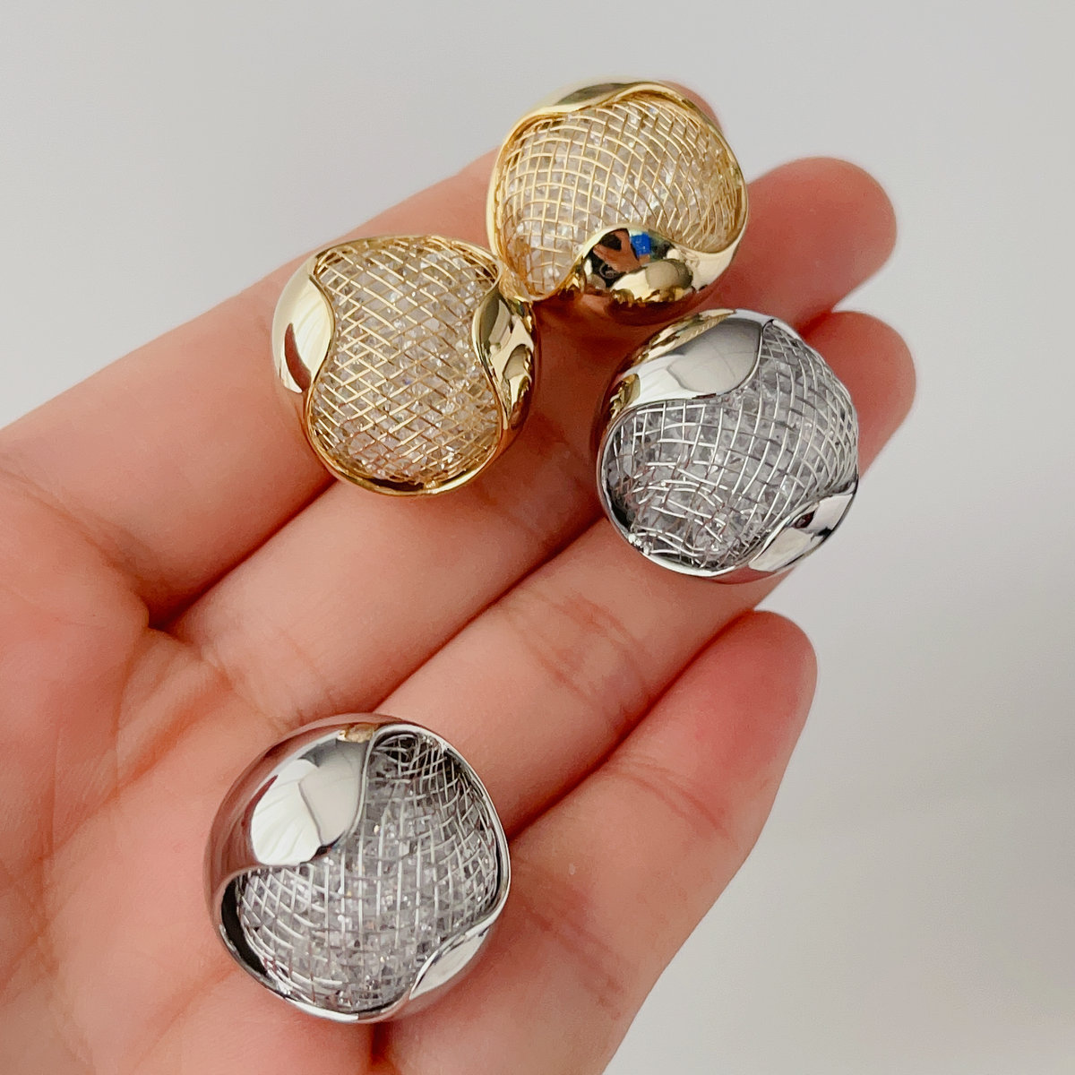 Ball earrings