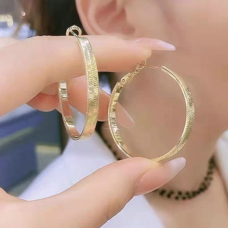 Snake bone chain hoops