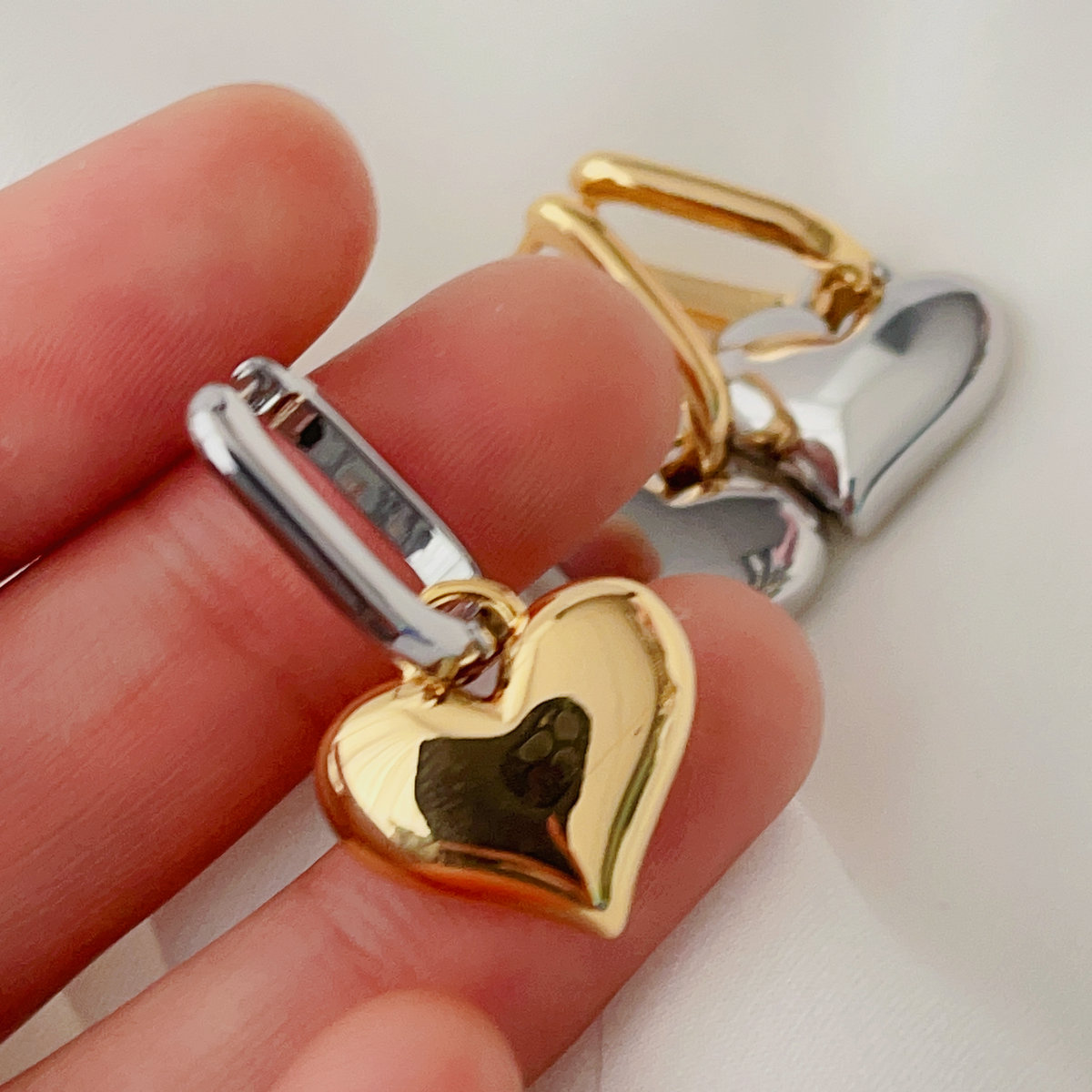 Heart pendant earrings