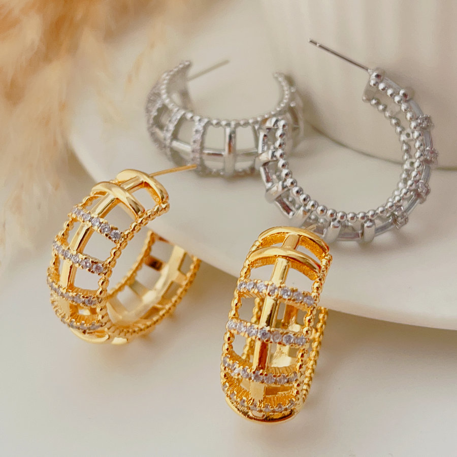 Chain hoops