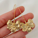 Flower earrings