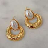 Simple earrings