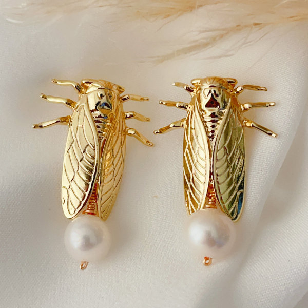Cicada pearl earrings