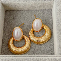 Simple earrings