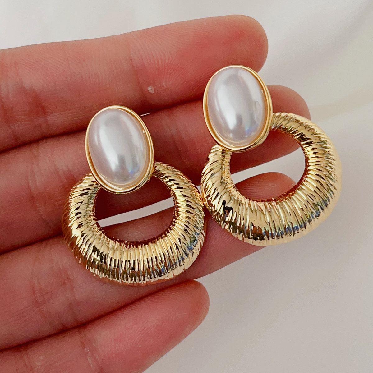 Simple earrings