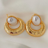 Simple earrings