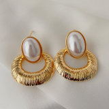 Simple earrings