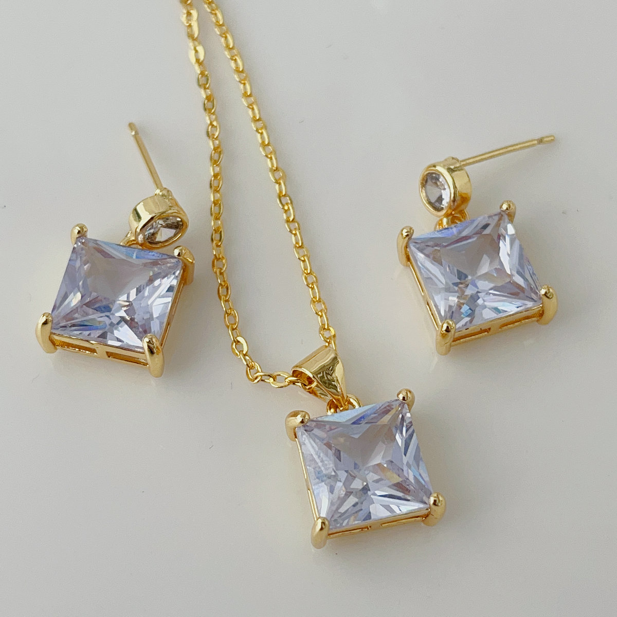 Clear square crystal set