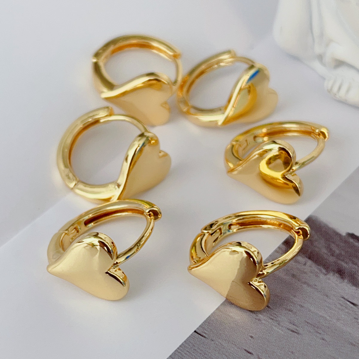 Metal heart earrings